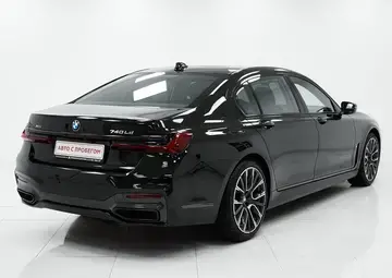 BMW 7 серии Вид 5
