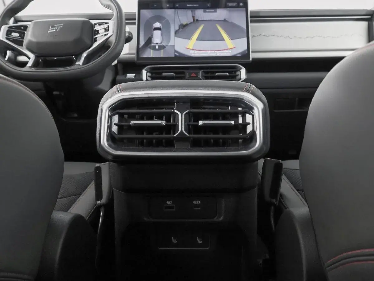 Jetour T2