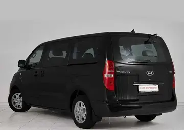Hyundai Grand Starex Вид 4