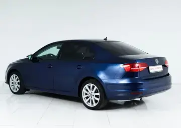 Volkswagen Jetta Вид 4