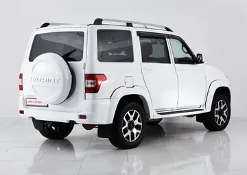 UAZ Патриот Вид 5