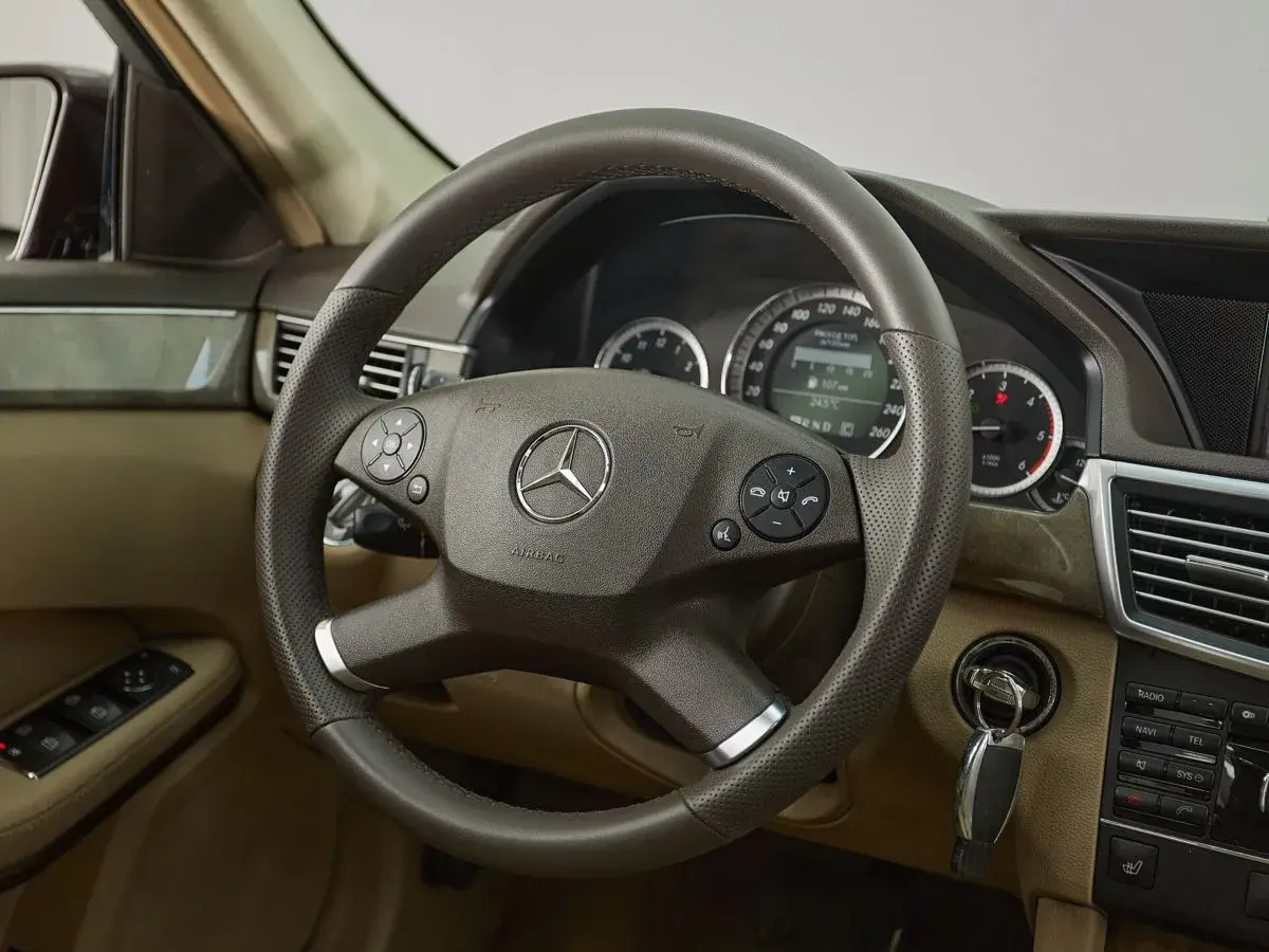 Mercedes benz E-Класс