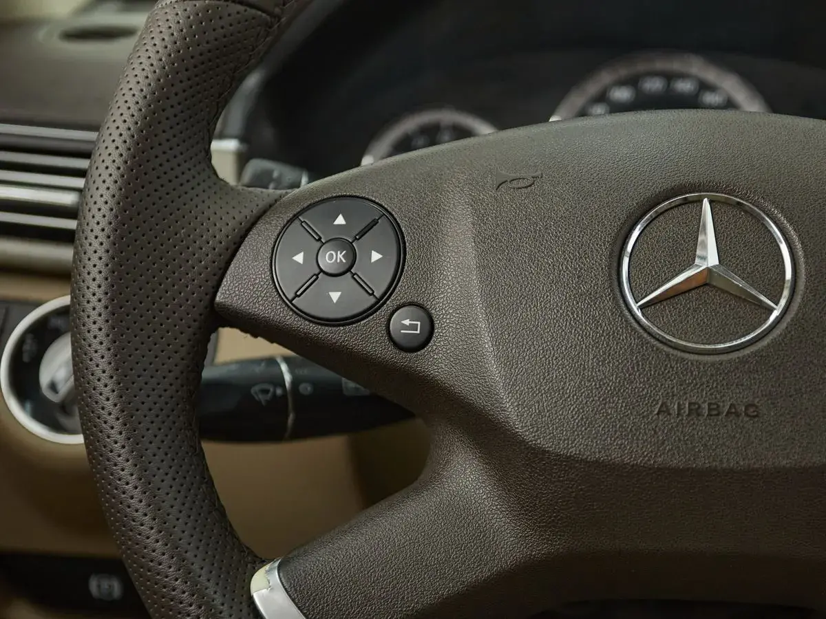 Mercedes benz E-Класс
