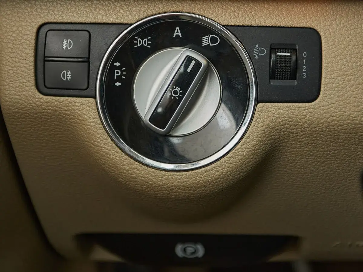 Mercedes benz E-Класс