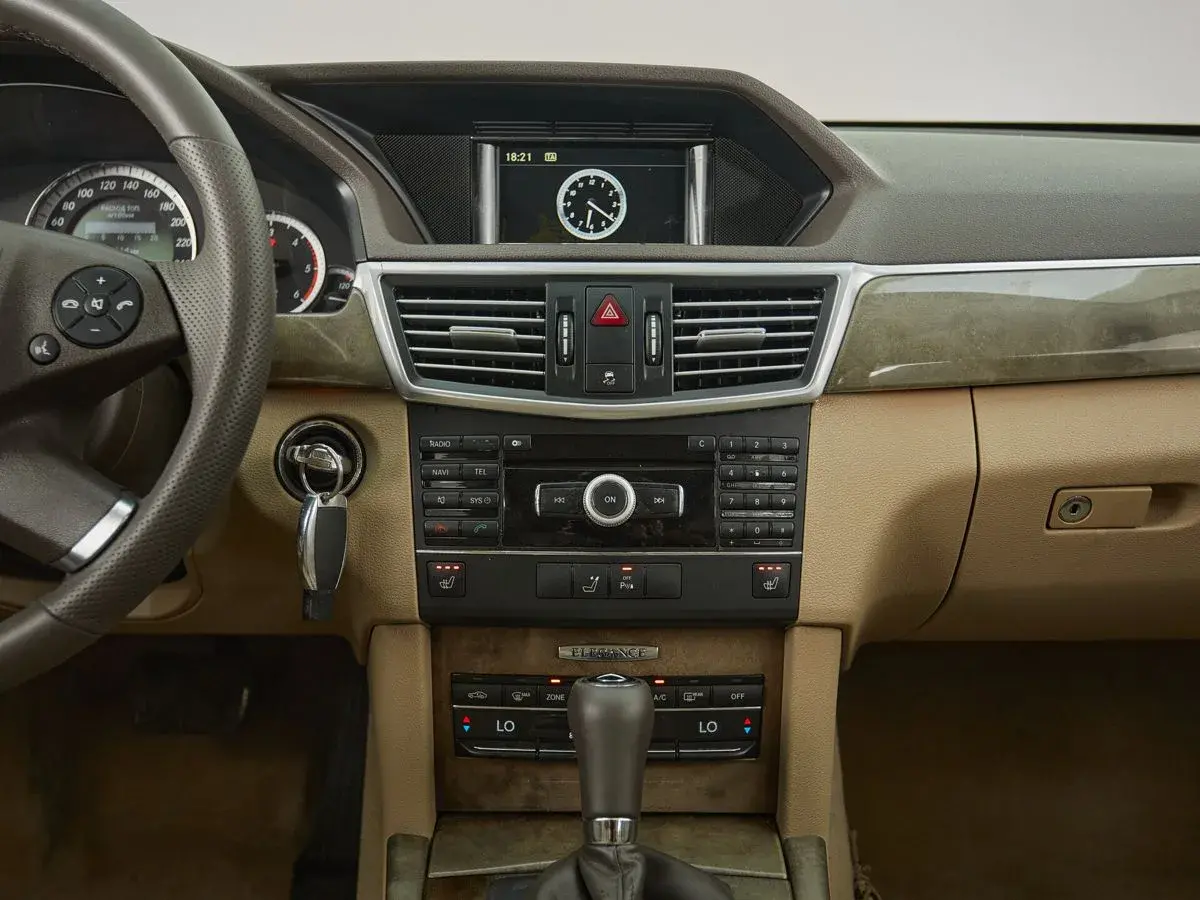 Mercedes benz E-Класс