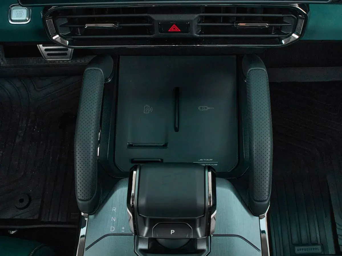 Jetour T2