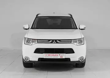 Mitsubishi Outlander Вид 2