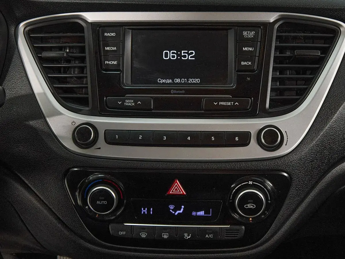Hyundai Solaris