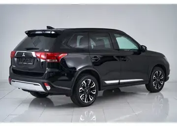 Mitsubishi Outlander Вид 5