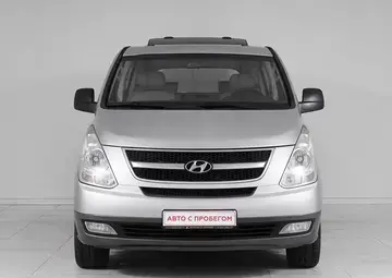 Hyundai Grand Starex Вид 2