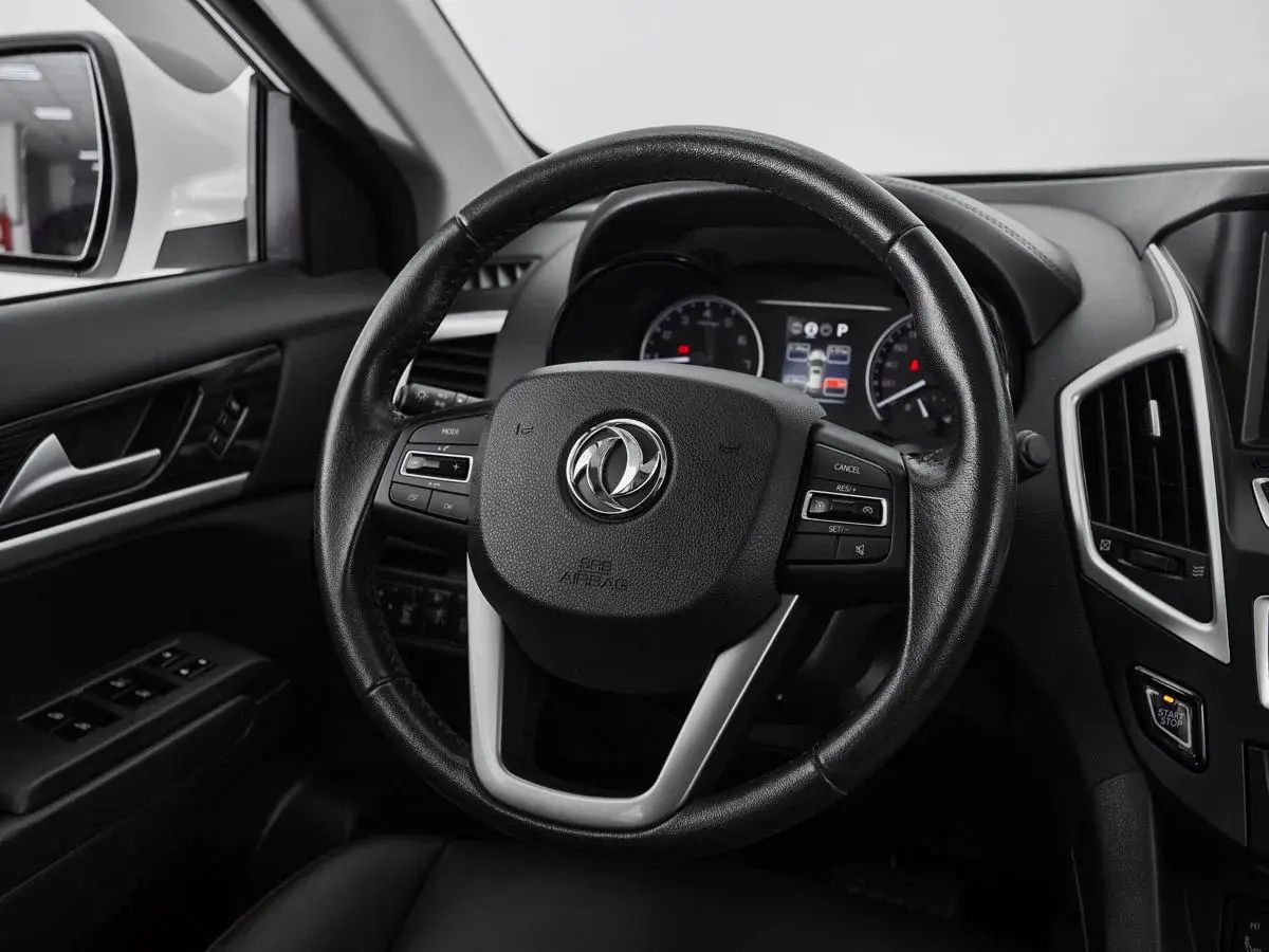 Dongfeng AX7