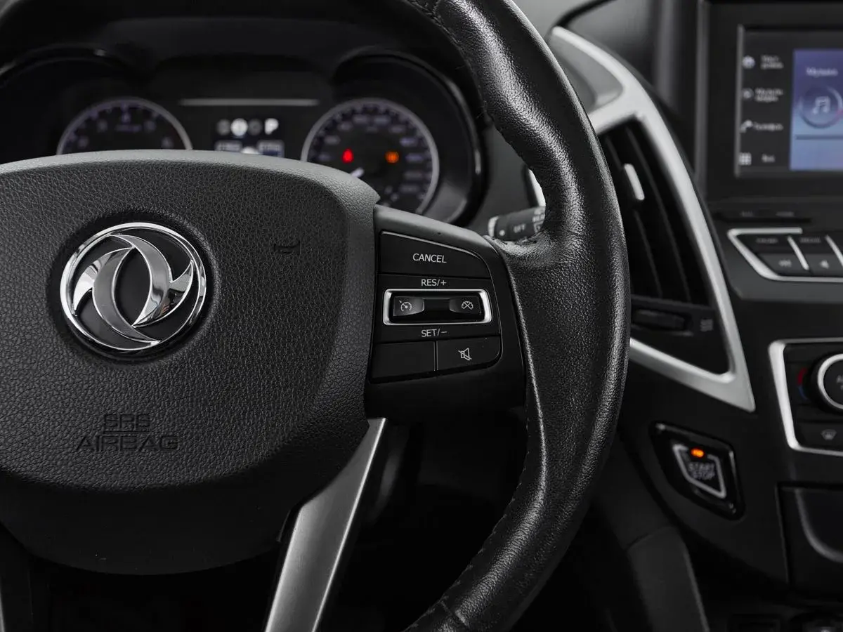 Dongfeng AX7