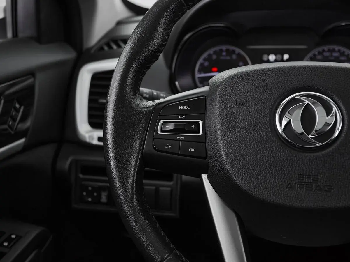 Dongfeng AX7