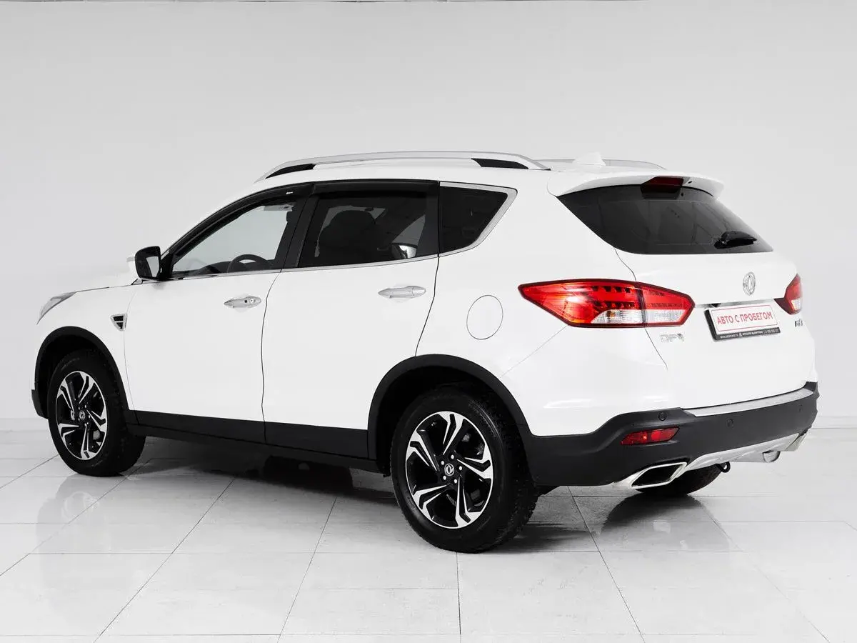 Dongfeng AX7
