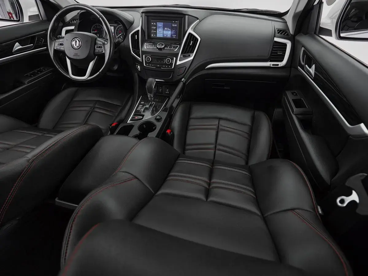 Dongfeng AX7