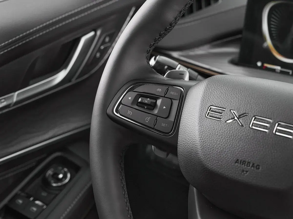 EXEED LX