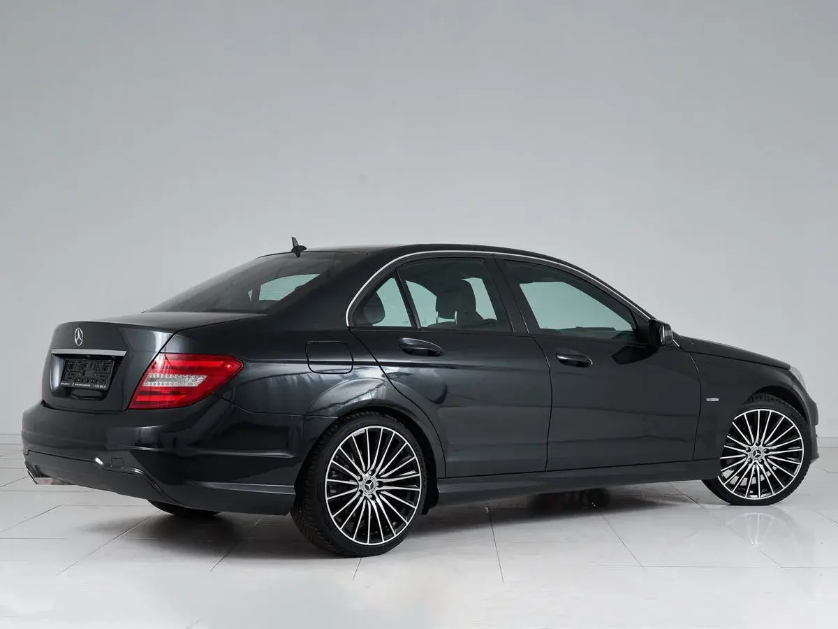 Mercedes benz C-Класс