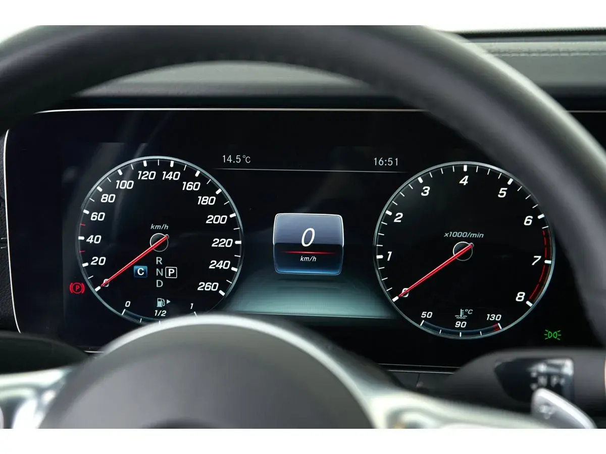 Mercedes benz E-Класс