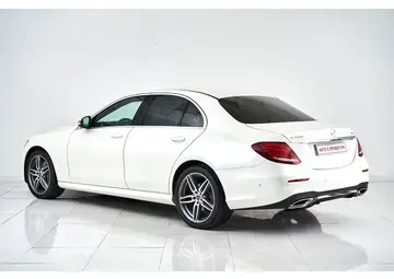 Mercedes benz E-Класс Вид 4