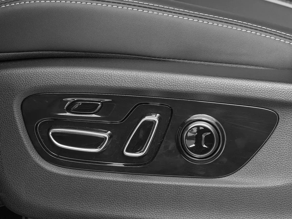 GAC GS8