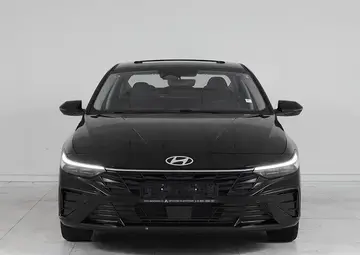 Hyundai Elantra Вид 2