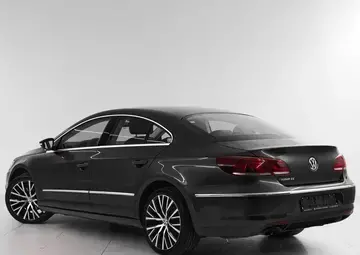 Volkswagen Passat CC Вид 4