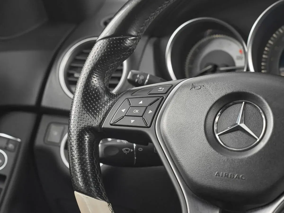 Mercedes benz C-Класс