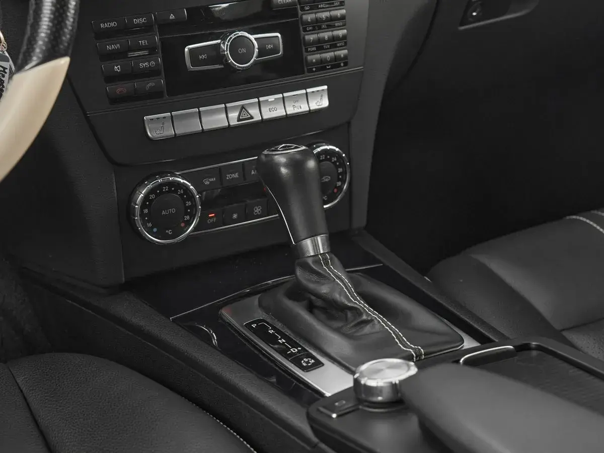 Mercedes benz C-Класс