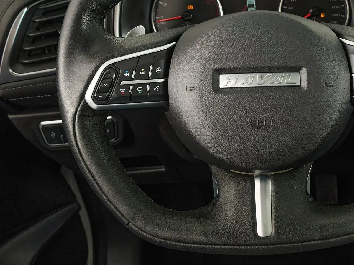Haval F7