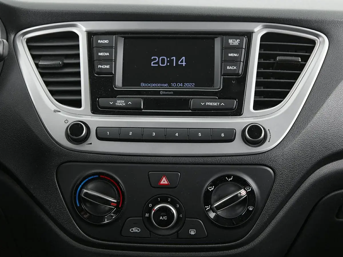 Hyundai Solaris