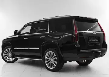 Cadillac Escalade Вид 4