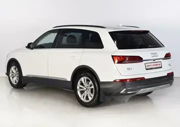 Audi Q7 Вид 2