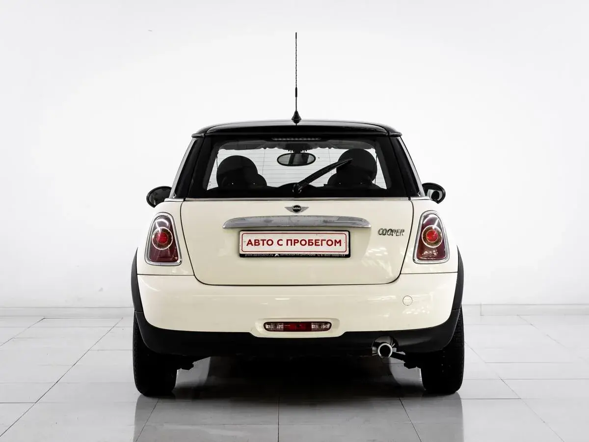 Mini Hatch