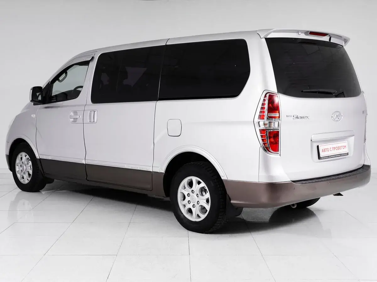 Hyundai Grand Starex