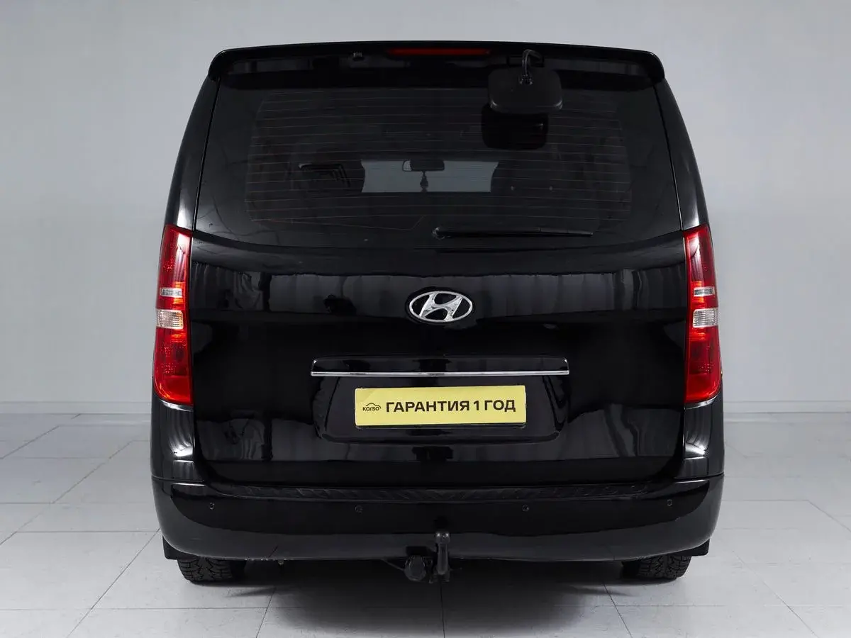 Hyundai Grand Starex