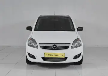 Opel Zafira Вид 2