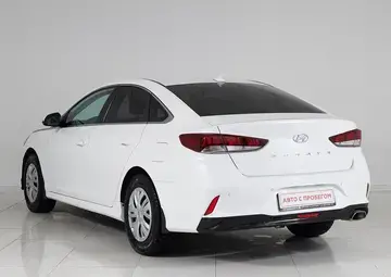 Hyundai Sonata Вид 4