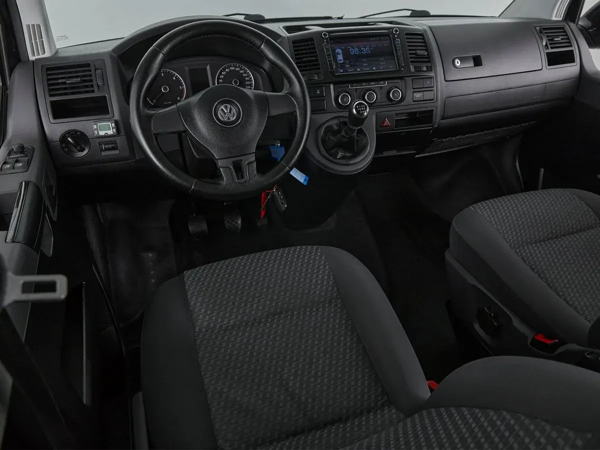 Volkswagen Caravelle