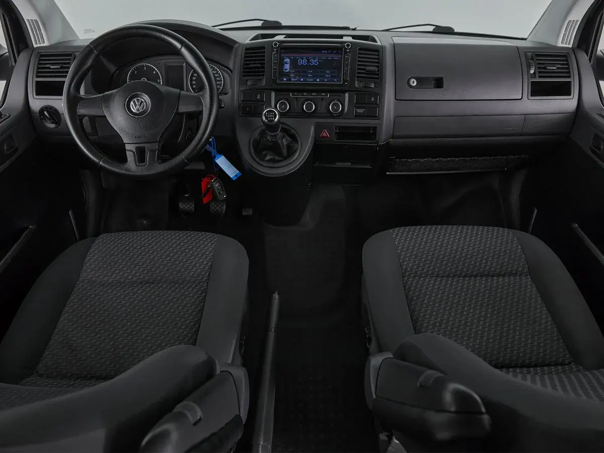 Volkswagen Caravelle