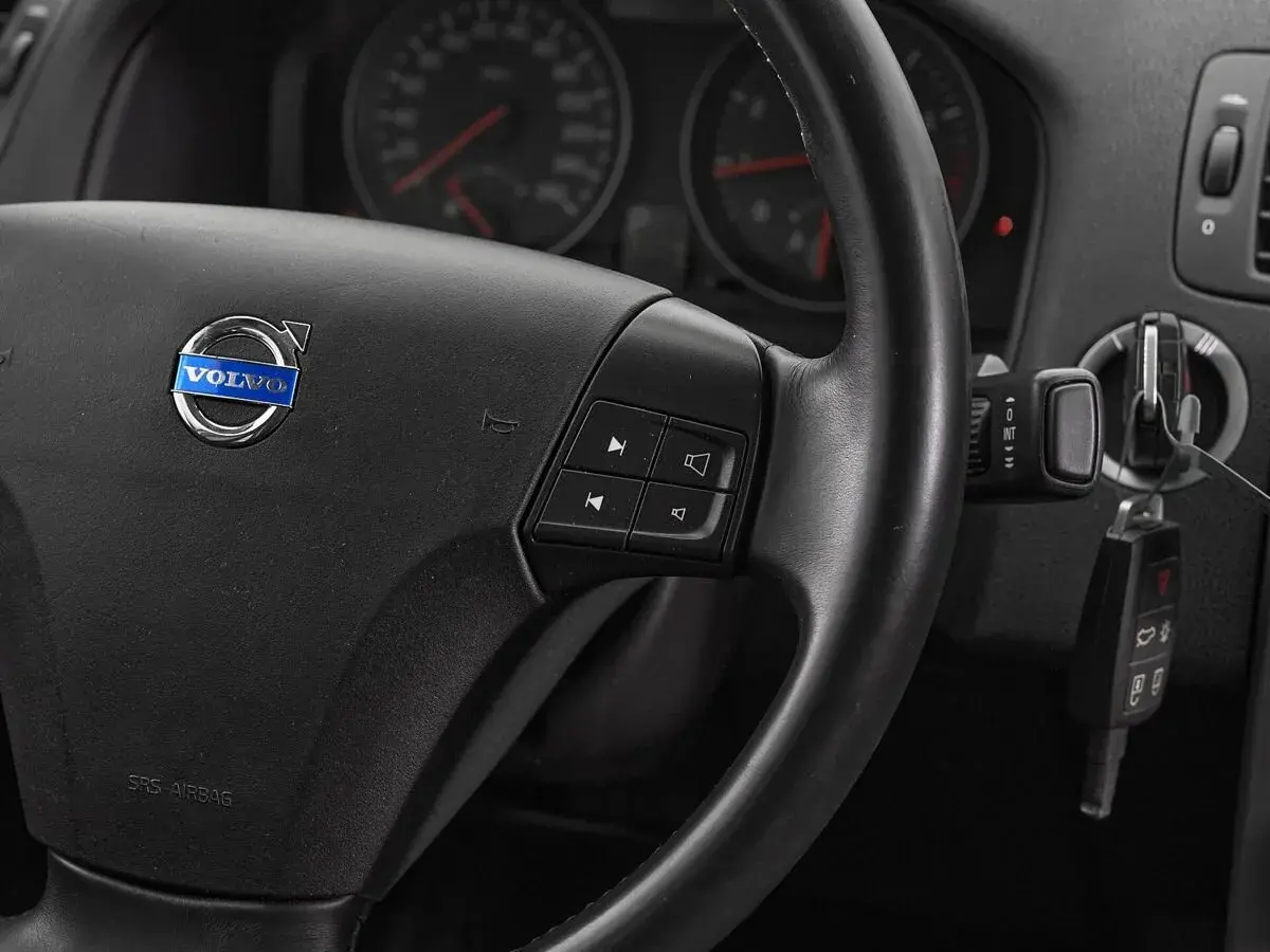 Volvo S40