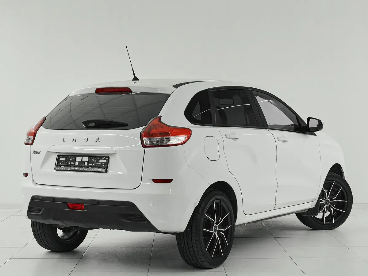 Lada XRAY