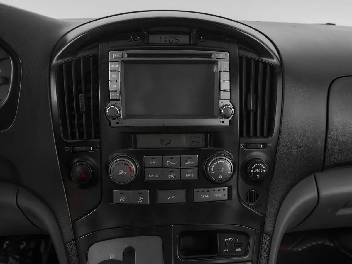 Hyundai Grand Starex