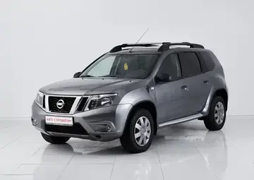 Nissan Terrano Вид 1