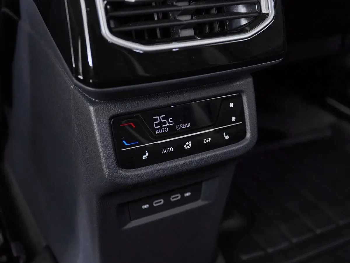 Volkswagen ID.6