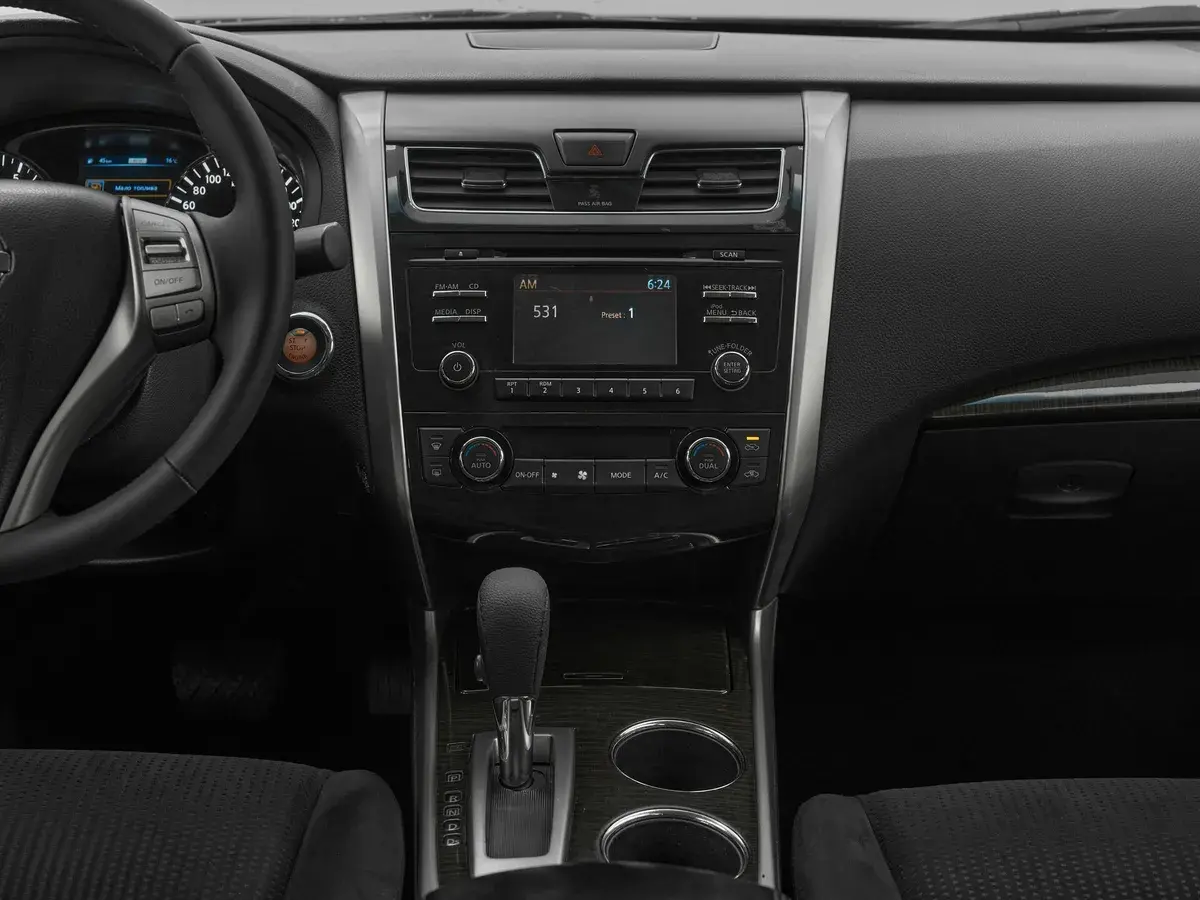Nissan Teana