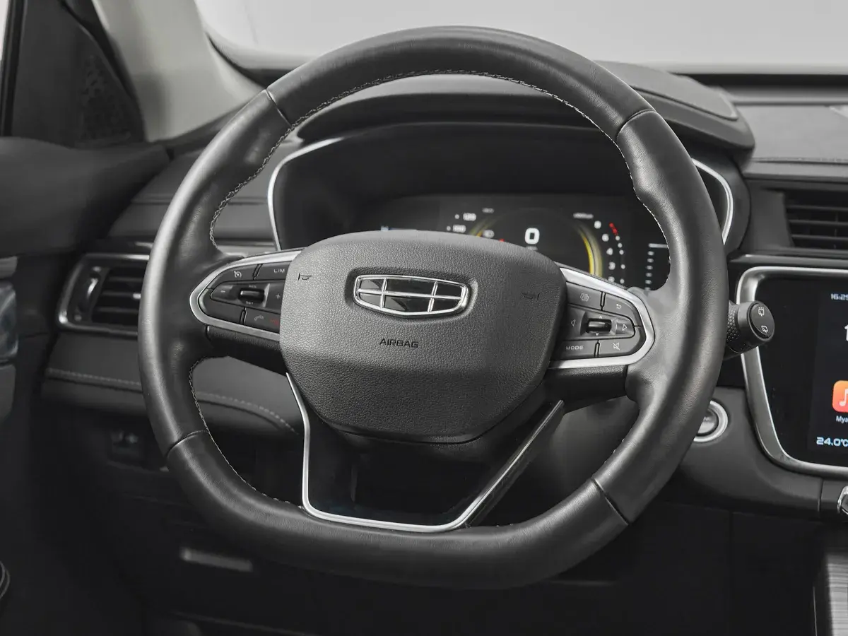 Geely Atlas Pro