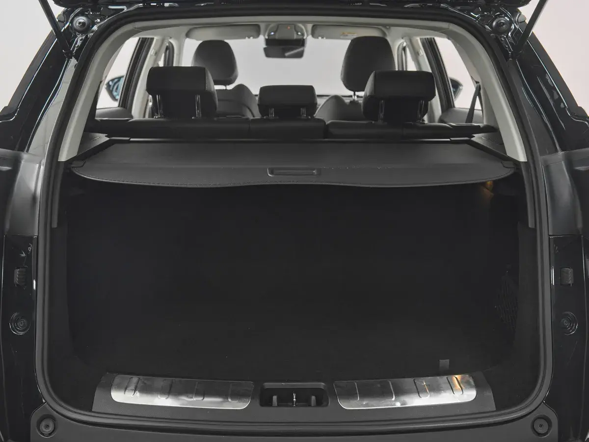 Geely Atlas Pro