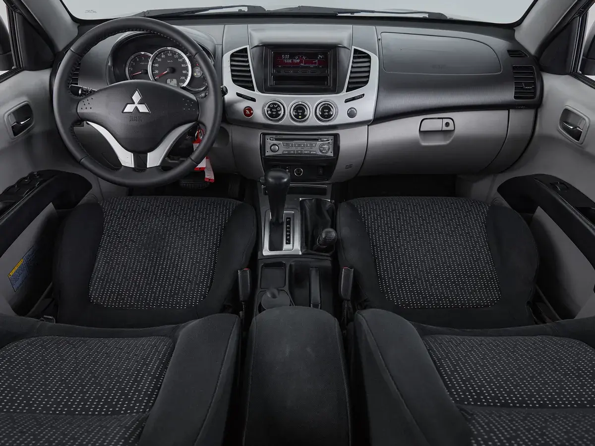 Mitsubishi L200