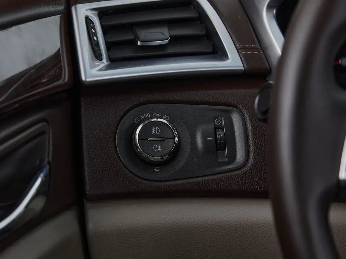 Cadillac SRX