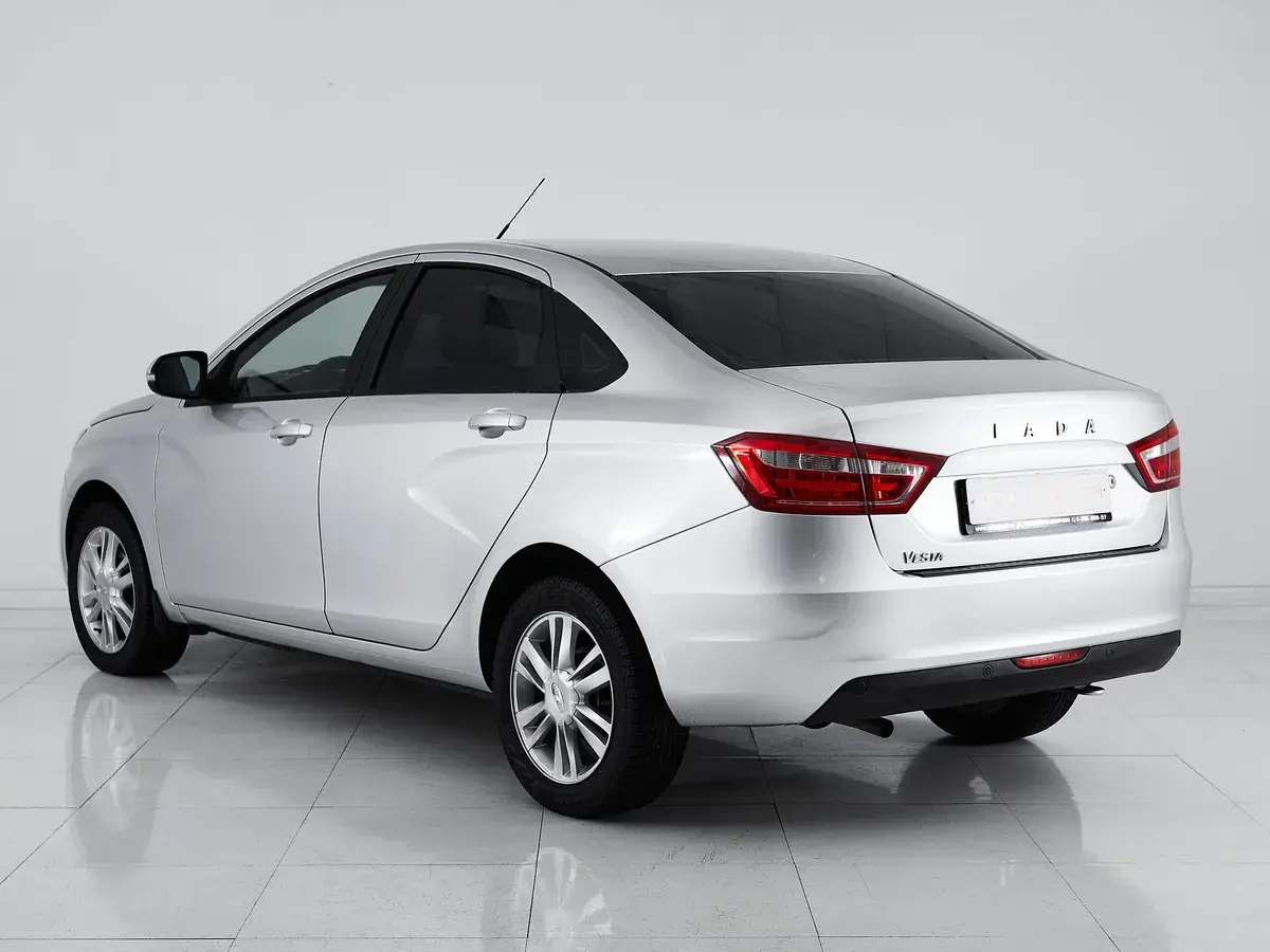 Lada Vesta